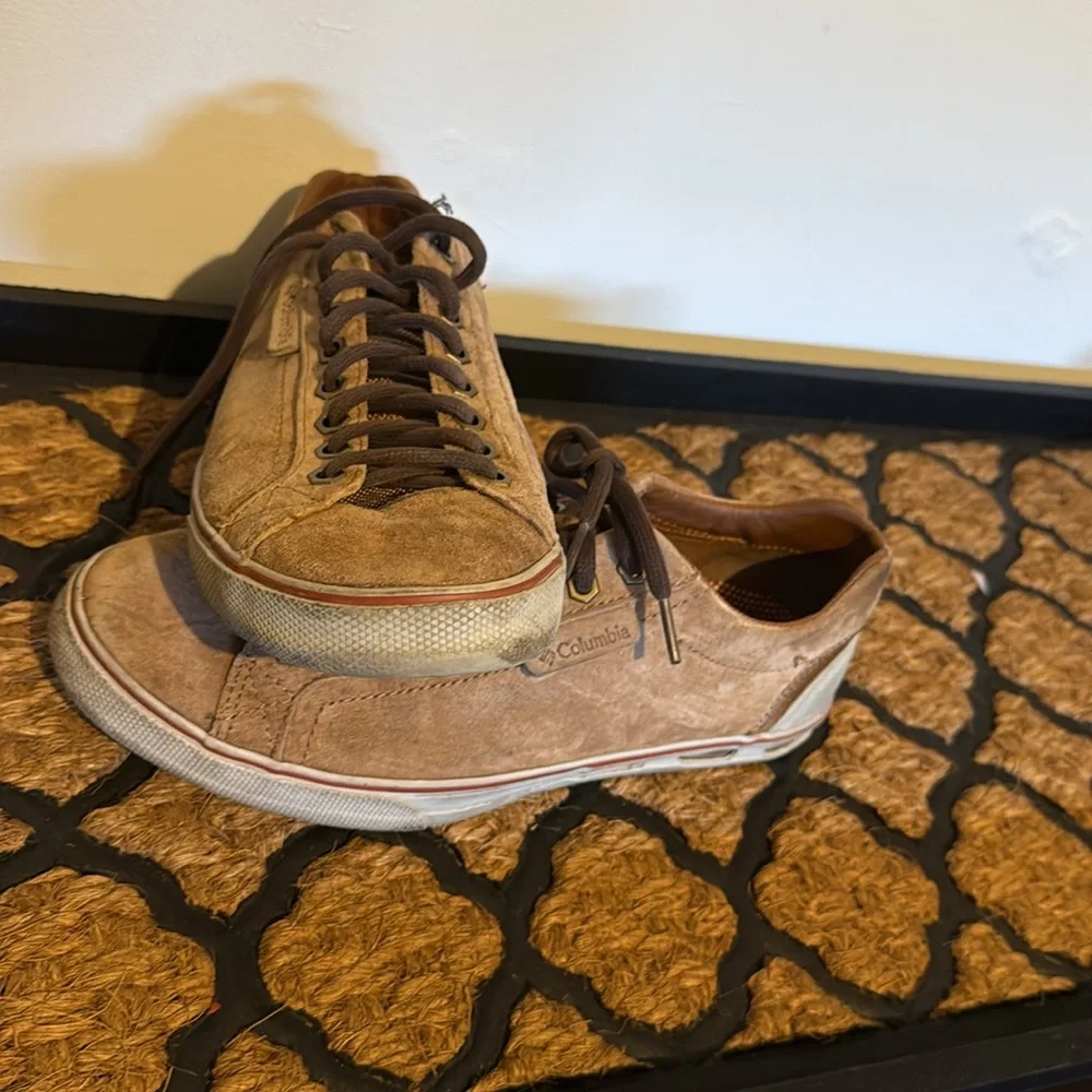 Columbia sneakers. - Picture 5 of 5